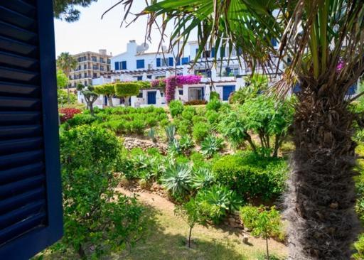 Newly Renovated 2 Bedroom Beachfront House Sitio de Calahonda Exteriör bild
